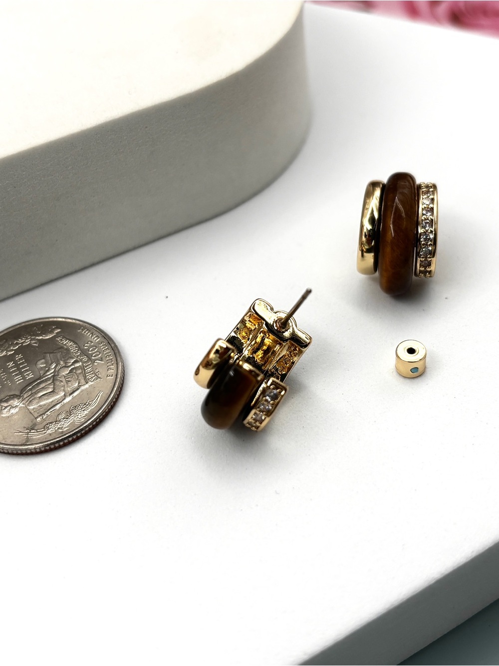 ROXANNE ASSOULIN The Stone Huggie Earrings Tiger's Eye ,firm price - Picture 5 of 5